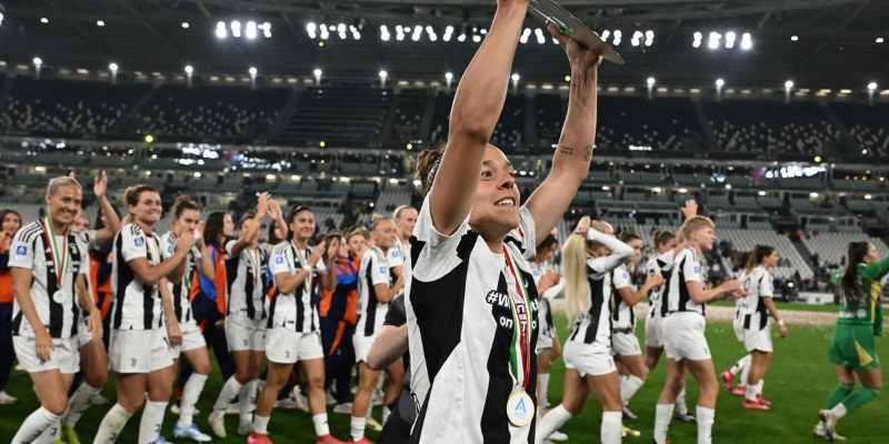 Juventus: Lịch Sử, Hiện Tại Và Tương Lai Của “Bà Đầm Già” Thành Turin 3 Juventus