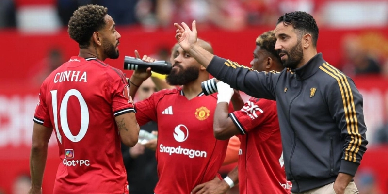 Manchester United: Lịch Sử, Hiện Tại Và Tương Lai Của Quỷ Đỏ 3 Manchester United