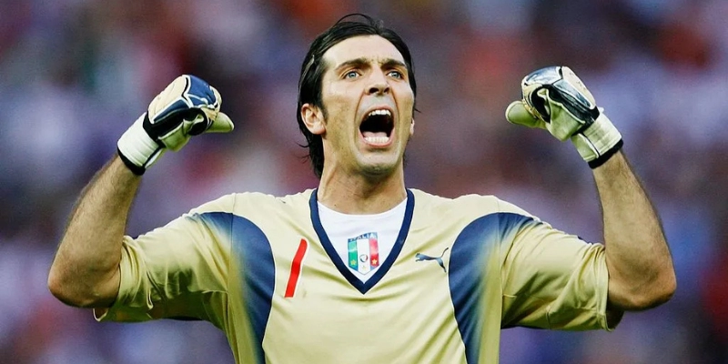 Gianluigi Buffon: Huyền Thoại Bất Tử Của Khung Gỗ Thế Giới 4 Gianluigi Buffon