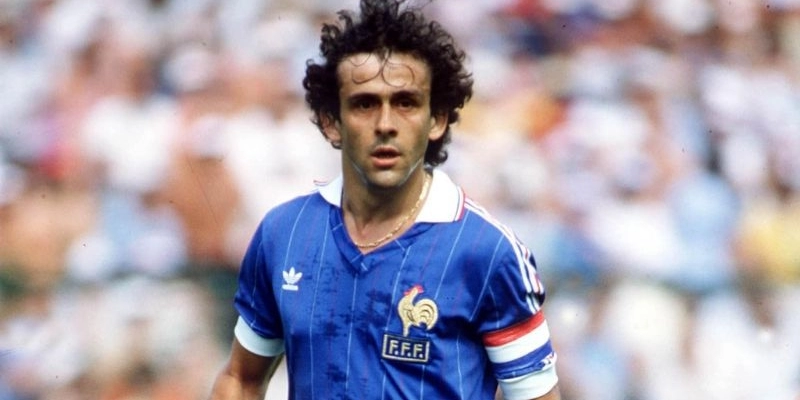 Michel Platini: Huyền Thoại Số 10, Biểu Tượng Trí Tuệ Bóng Đá Thế Giới 4 Michel Platini